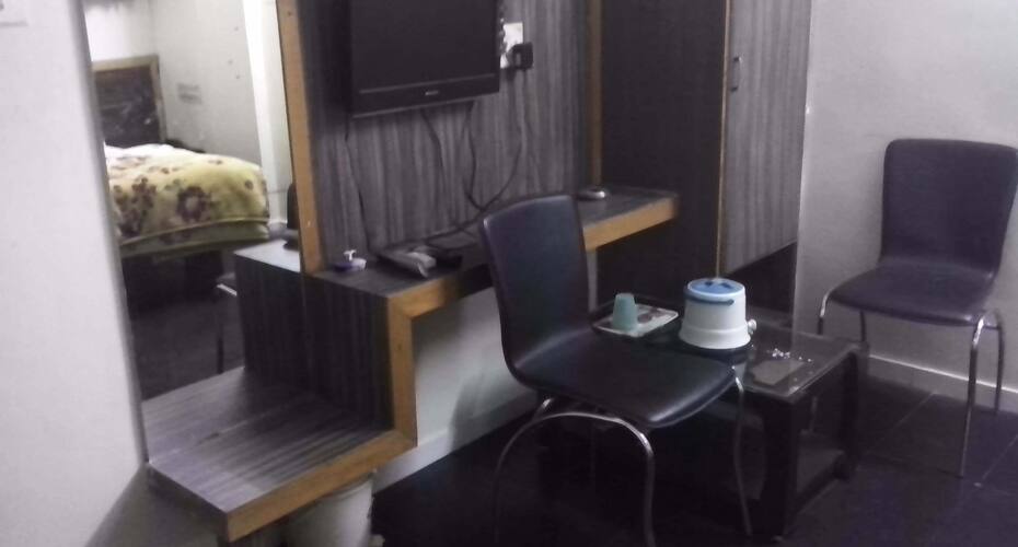 Hotel Mangalya, Ahmedabad 4